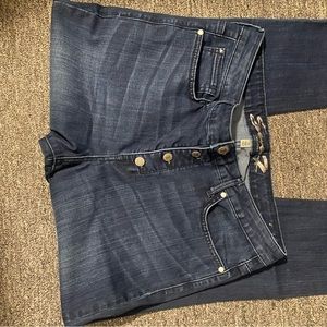 Seven7 Jeans